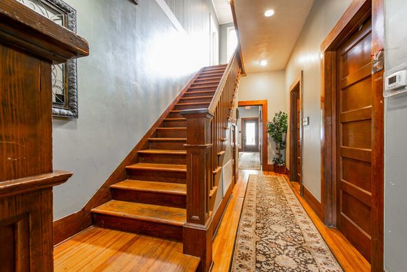 Thomas House: 322 W Hopkins St, San Marcos, TX 78666